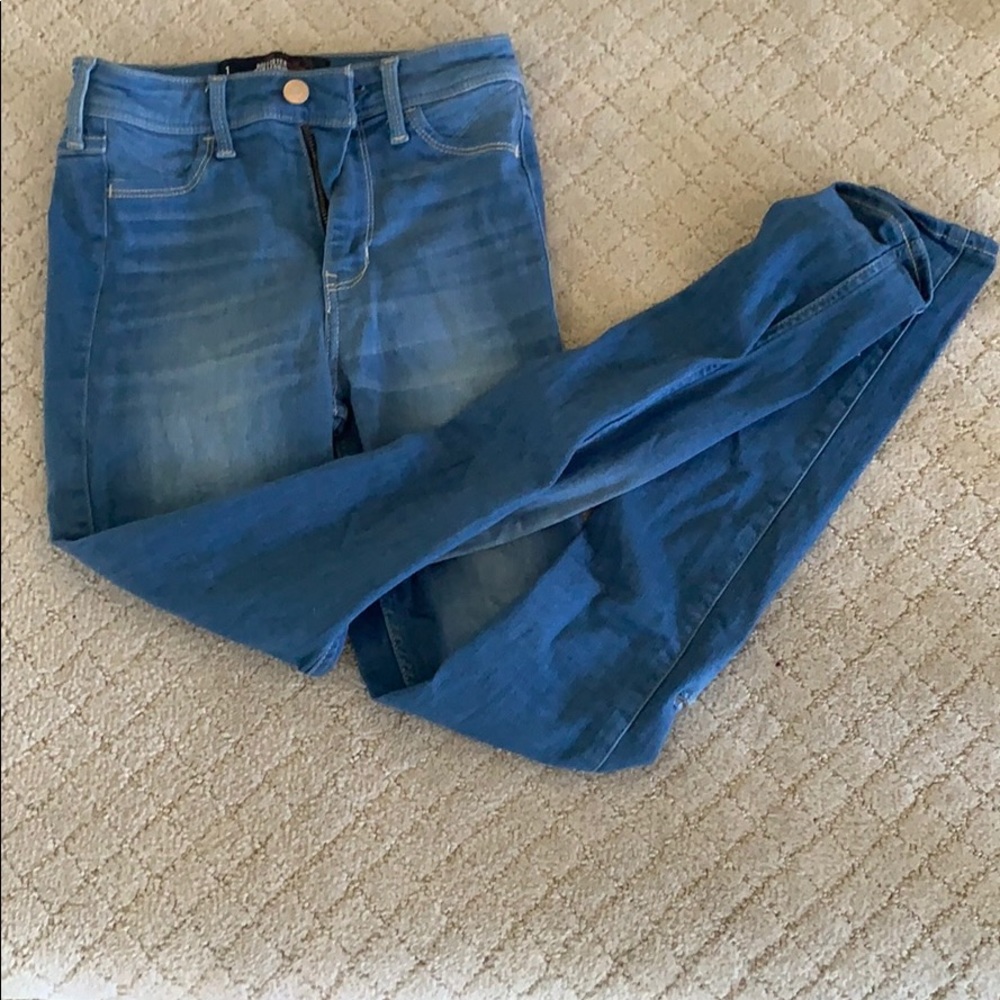Hollister jeans